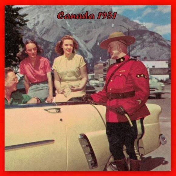 Fantastic Pair of 1951 Canada Uncirculated Silver $1 Coins! - Picture 10 of 16